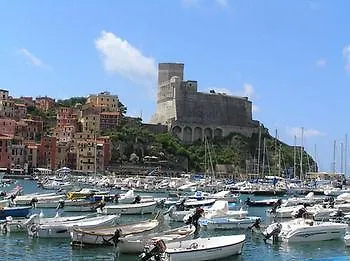 La Del Podesta Cinque Terre 2* ラ・スペツィア