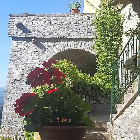 La Del Podesta Cinque Terre 3* لا سبيتسْيا